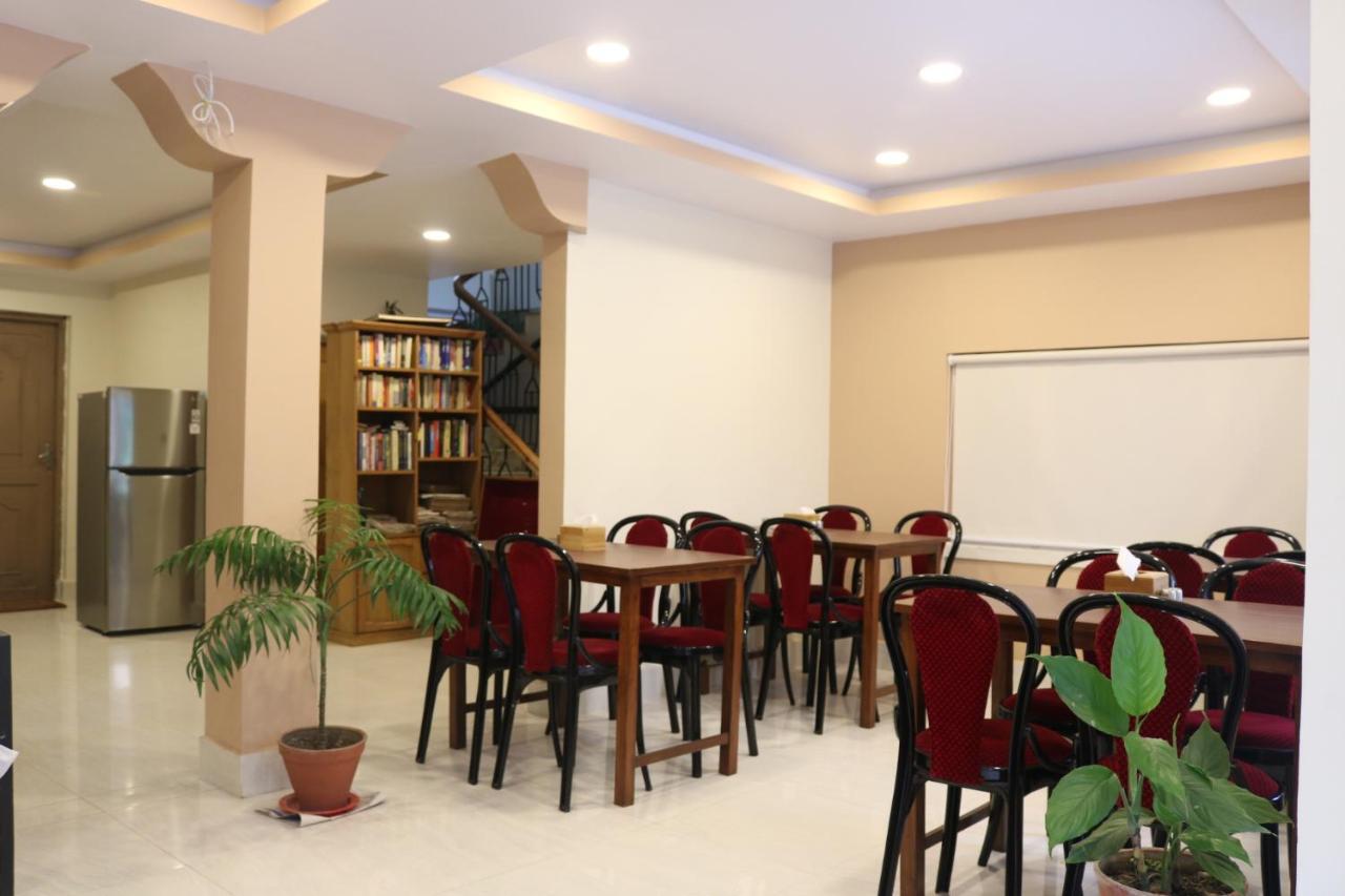 Kathmandu Peace Guesthouse Экстерьер фото