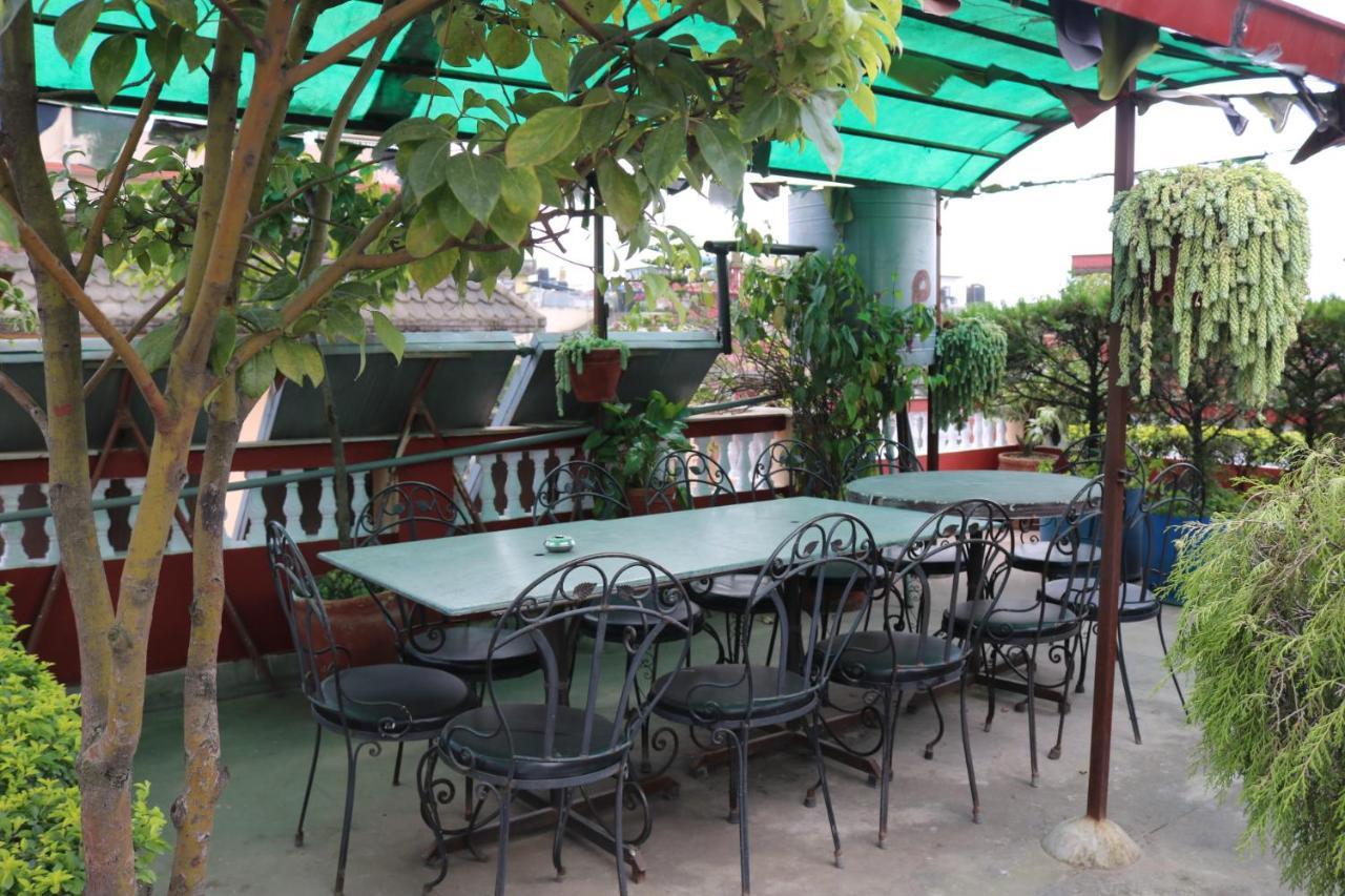 Kathmandu Peace Guesthouse Экстерьер фото