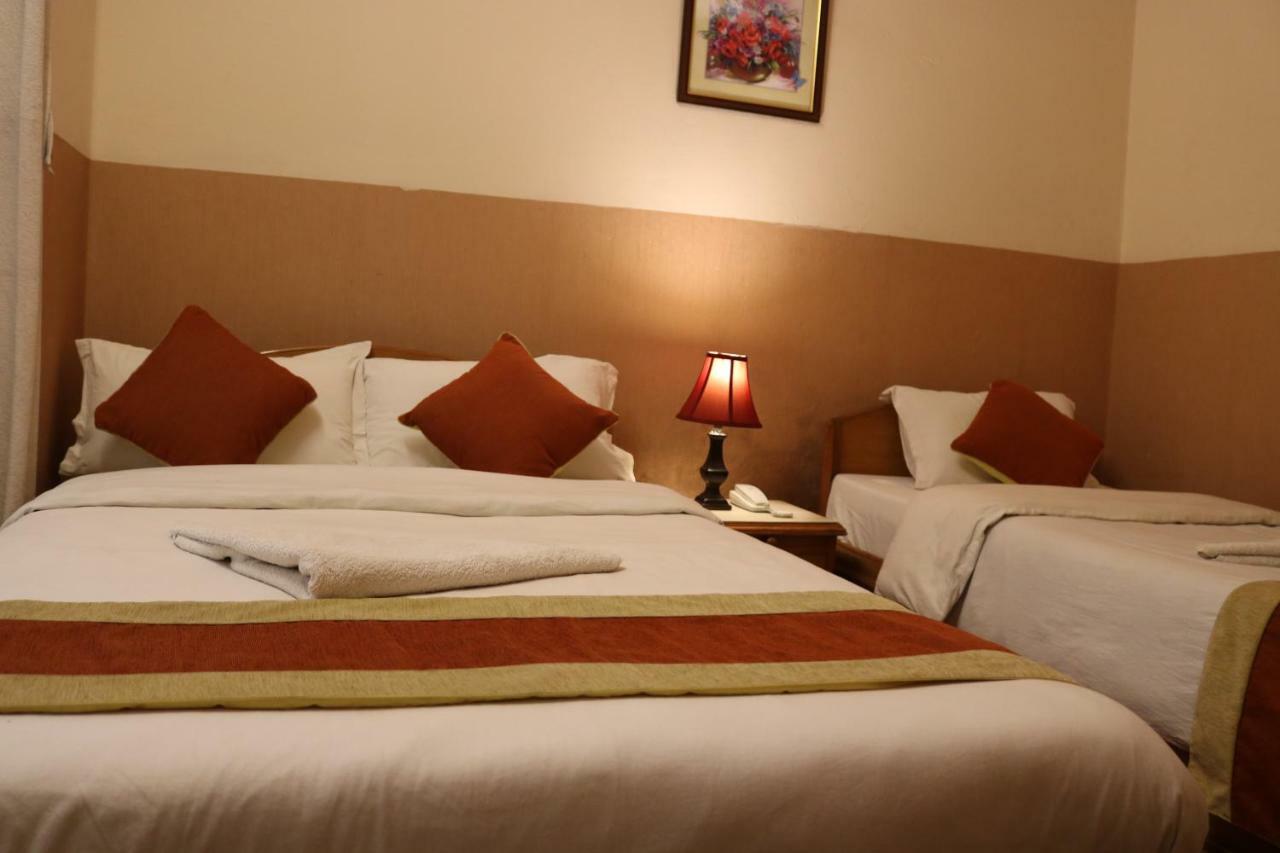 Kathmandu Peace Guesthouse Экстерьер фото